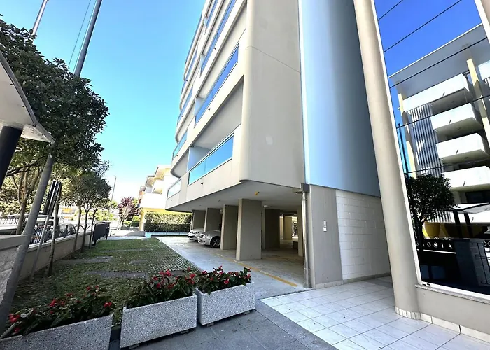 דירה Relax In Comfort With Pool And Sea Nearby *