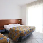 Relax In Comfort With Pool And Sea Nearby * Bibione