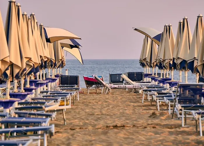 Relax In Comfort With Pool And Sea Nearby Apartmán Bibione